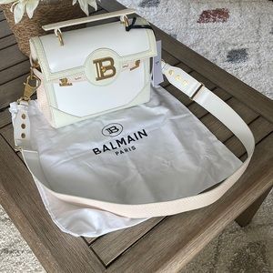 Balmain B-Buzz 23 bag in printed python leather.(limited time)